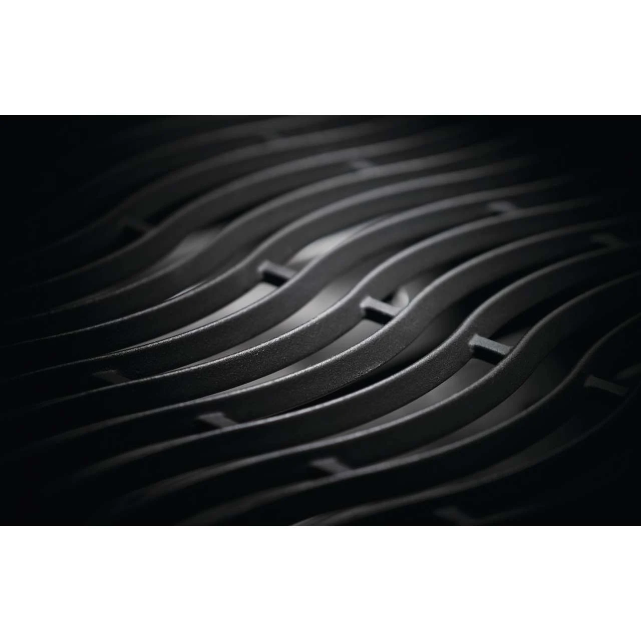 Napoleon Rogue XT 425 Schwarz Gasgrill 17,25 KW 4 Brenner Inkl. SIZZLE ZONE RXT425SIBPK-1 5 Napoleon Rogue XT 425 Schwarz Gasgrill 17,25 KW 4 Brenner Inkl. SIZZLE ZONE RXT425SIBPK-1 – Bild 3