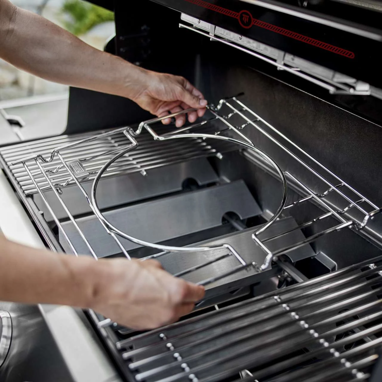 Weber Summit FS38X Smart Gasgrill Schwarz - Black 1500093 8 Weber Summit FS38X Smart Gasgrill Schwarz - Black 1500093 – Bild 6