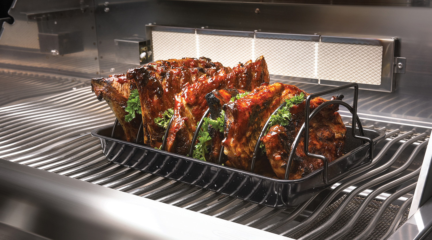 Titelseite -Grillwerkstatt Napoleon Grillzubehoer Rippchenhalter